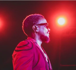 Inside Nyashinski’s Showman experience