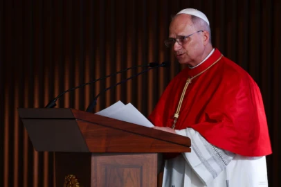 Pope blasts 'exploitation' as he wraps up tour of Angola