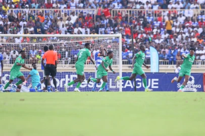 Gor Mahia edge AFC Leopards in Mashemeji Derby to extend lead at the top