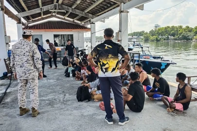 14 missing, 23 rescued after migrant boat sinks off Malaysia
