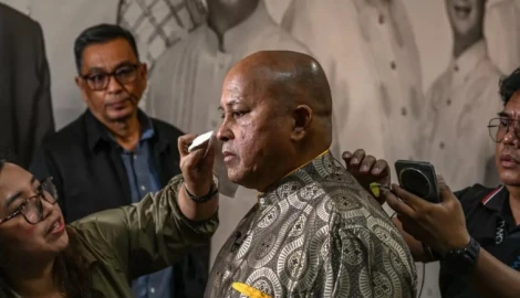 Gunshots at Philippine Senate as lawmaker wanted by ICC hides in building