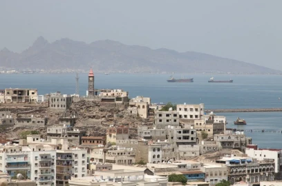 Amid protests, alliances reshape the crisis in Southern Yemen