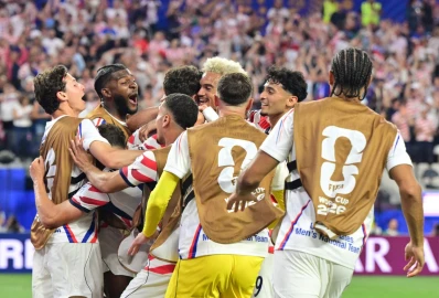 Pochettino hails entire squad after World Cup opening win