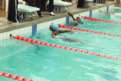 Young swimmers shine in championship showdown