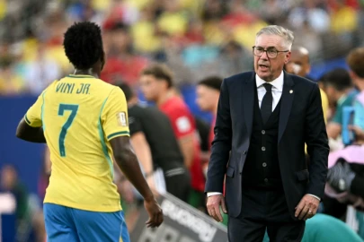 Vinicius apologizes to Brazilians for World Cup 'frustration'