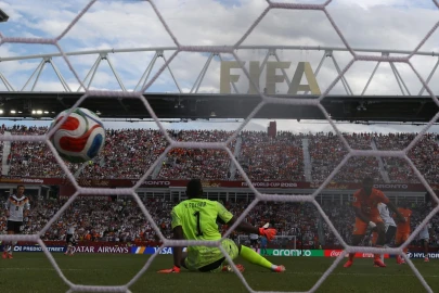Germany into World Cup last 32 after late comeback, Curacao shock Ecuador