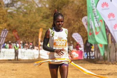 Lemanyan defends Lewa Marathon race