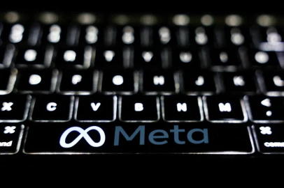 Oversight Board asks Meta not to replace fact-checking with Community Notes