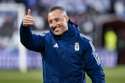 Former Arsenal, Spain midfielder Cazorla retires