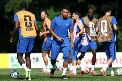 France and Spain clash in World Cup semi-final
