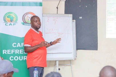 Players urged to earn coaching badges, 25 complete CAF D course