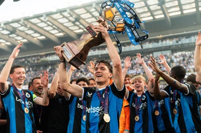 Premier League champions Arsenal sign Greece winger Tzolis from Brugge