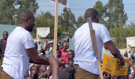 Sifuna rallies Kiminini residents in roadside Linda Mwananchi fundraiser