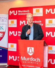 Murdoch golf tourney tees up scholarships for Kenyan students
