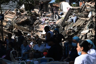 Major quake rocks Colombia and neighbors, 18 confirmed dead
