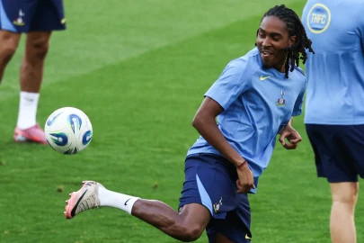 England defender Spence leaves Spurs for Inter Milan
