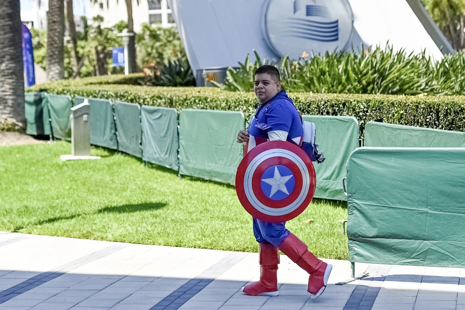 Disney offers fans an escapist bubble at D23 event