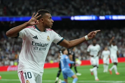 Mourinho says Mbappe worthy of Ballon d'Or
