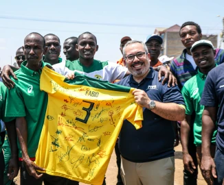 FIVB supremo Azevedo hails Kenya’s CAVB tournament, inspires Githurai youngsters