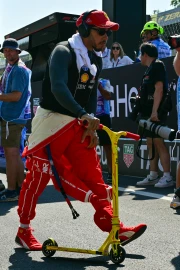 Leclerc accepts blame as Hamilton laments Ferrari approach