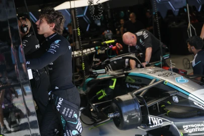Antonelli on top ahead of Ferraris in Madrid practice