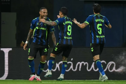 Betis beat winless Villarreal to go third