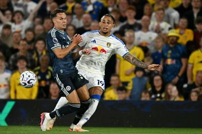 Leeds thrash Newcastle to go third in the Premier League