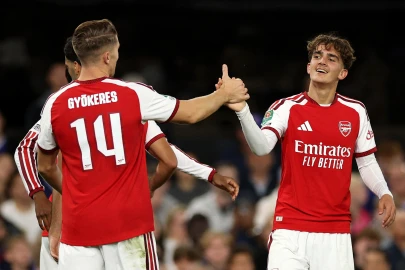 Liverpool pile on misery for Spurs in League Cup, Dowman dazzles for Arsenal