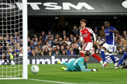 Liverpool pile on misery for Spurs in League Cup, Dowman dazzles for Arsenal