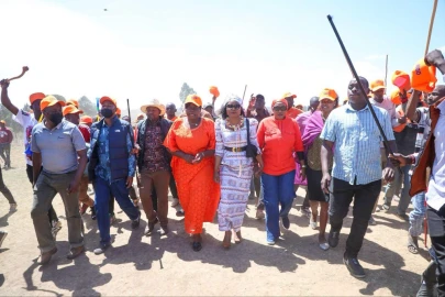 Broad-based leaders urge voters to reject opposition in 2027