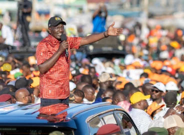Ruto tears into Sifuna over Dangote refinery deal, accuses him of extortion
