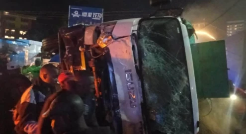4 killed as lorry rams roadside traders, vehicles in Meru
