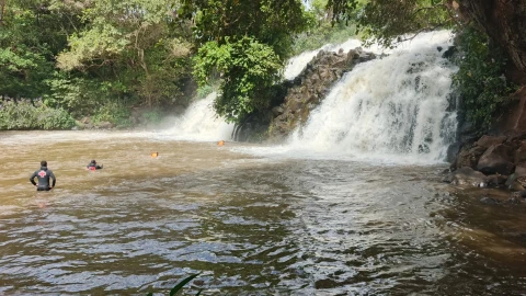 Residents spend night searching for missing university student at Thiba Falls in Kirinyaga