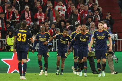 Man Utd humiliated as Arsenal deny Bayern in Champions League