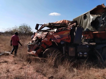 24 killed, several injured in bus-lorry collision along Nairobi-Mombasa highway