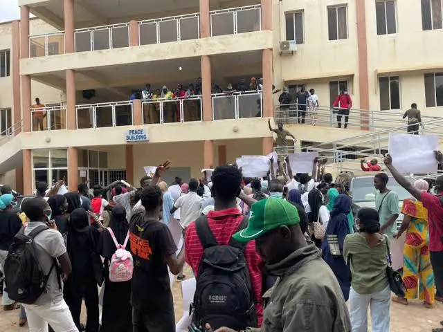 Gambia students protest over study conditions