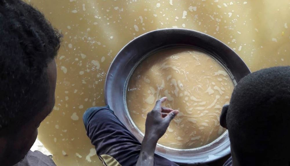 Sudan looks to gold to boost economy, denies Russian smuggling