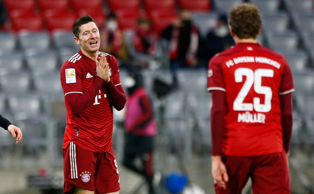 Lewandowski breaks  Muller's Bundesliga goals record for calendar year