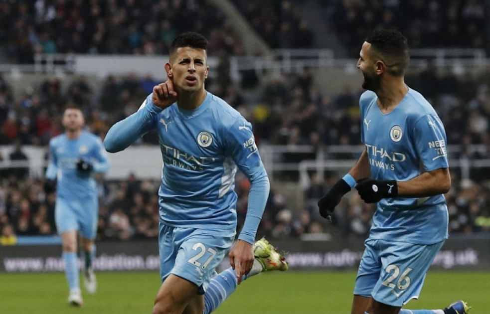 Man City cruise past Newcastle, Chelsea held at Wolves