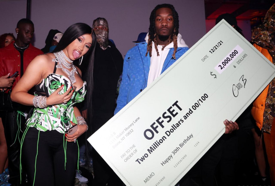 Marriage goals as Cardi B gifts husband Offset Ksh.226 million for his birthday Marriage goals as Cardi B gifts husband Offset Ksh.226 million for his birthday
