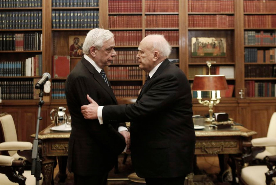Former Greek president Karolos Papoulias dies at 92