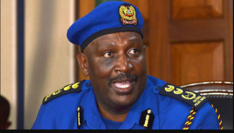 Bars to close by 7pm despite curfew lift: police