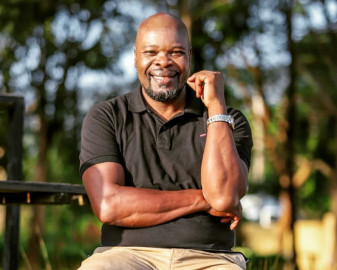 58-year-old Kenyan actor Abel Amunga speaks on why he cannot date women in their 40s, 50s